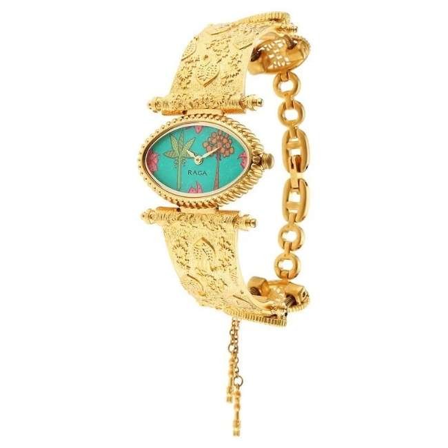 Titan Green Women Quartz Watch 95170YM01