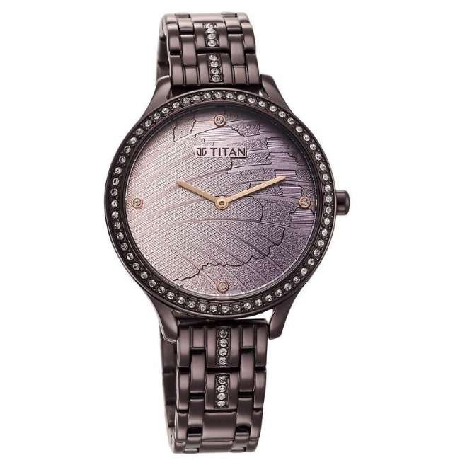 Titan Dusty Lavender Women Quartz Watch 95209QM01
