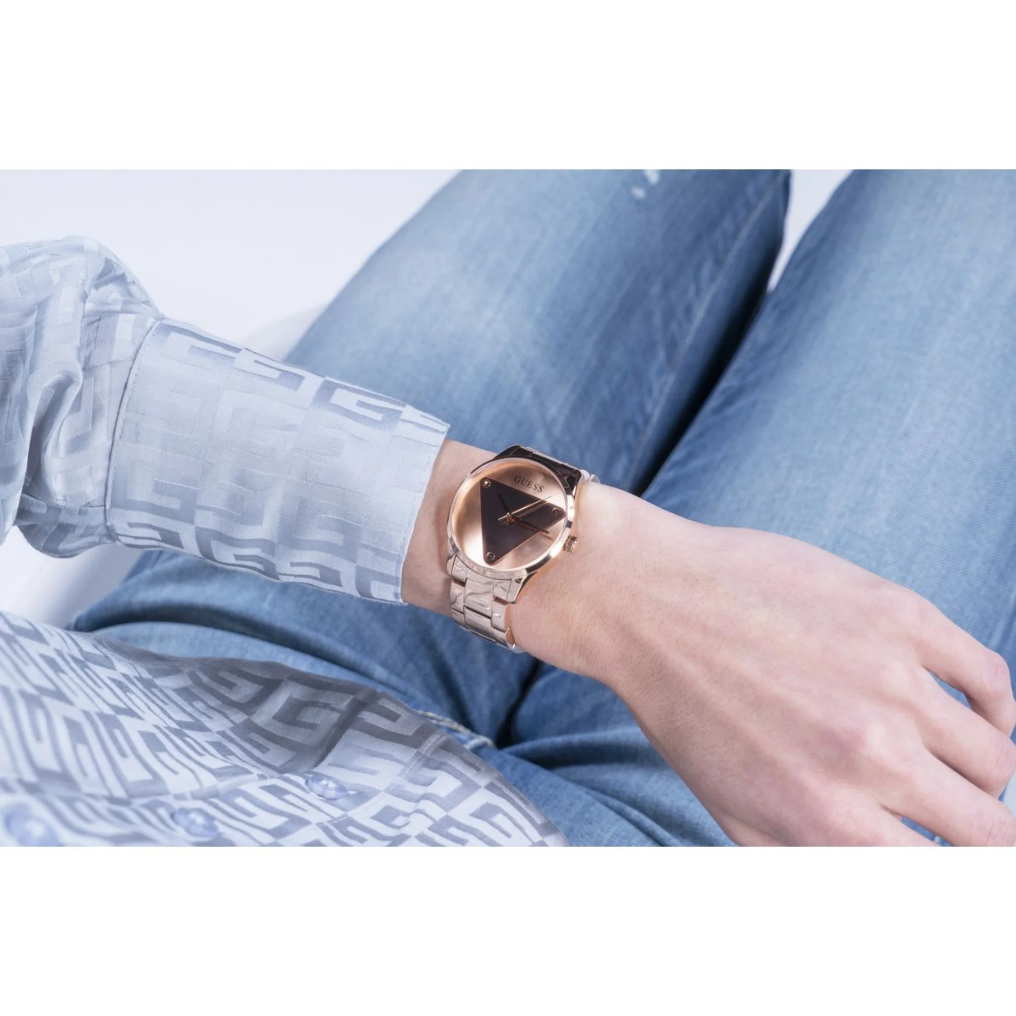 GUESS Analog Gold Dial Women's Watch-GW0485L2