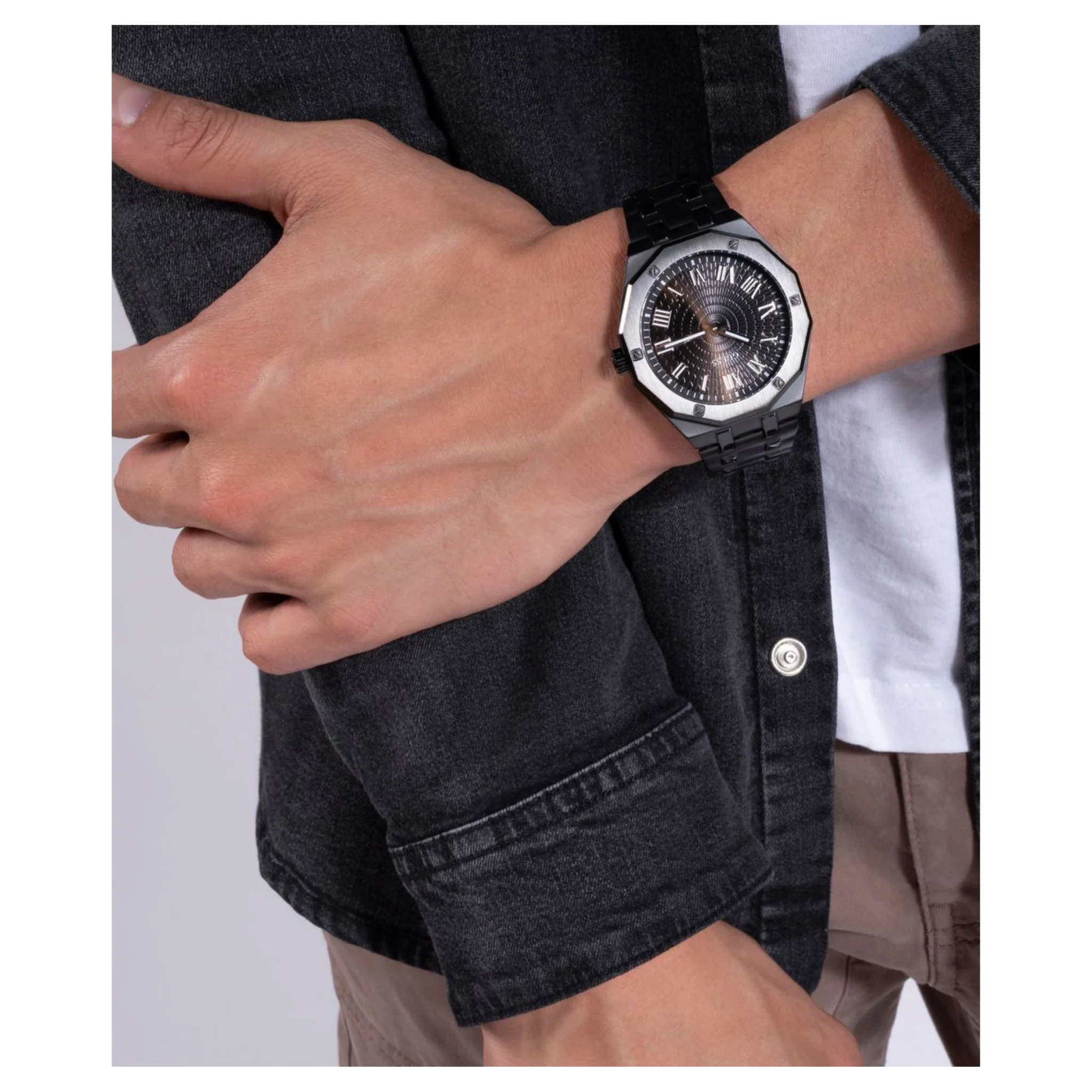 GUESS Mens Black Analog Watch - GW0575G3