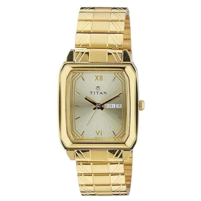 Titan Champagne Men Quartz Watch NR1581YM05