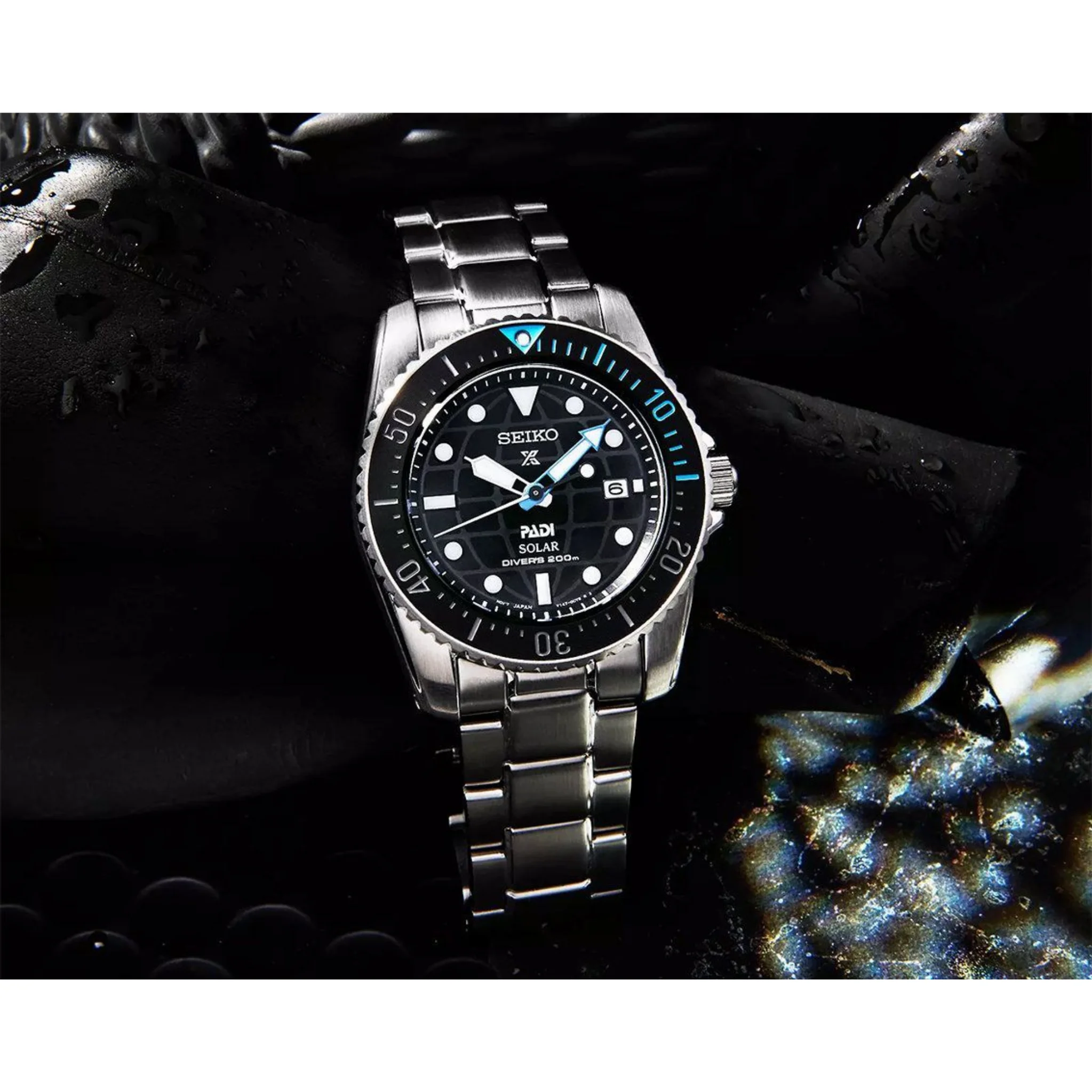 Seiko Men Solar Watch SNE575P1
