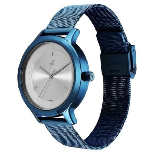 Fastrack Fleek Quartz Analog Silver Dial Stainless Steel Strap Watch For Girls-6210QM01