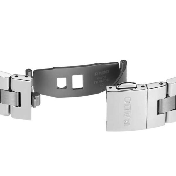 Rado HyperChrome Quartz Watch R32110913