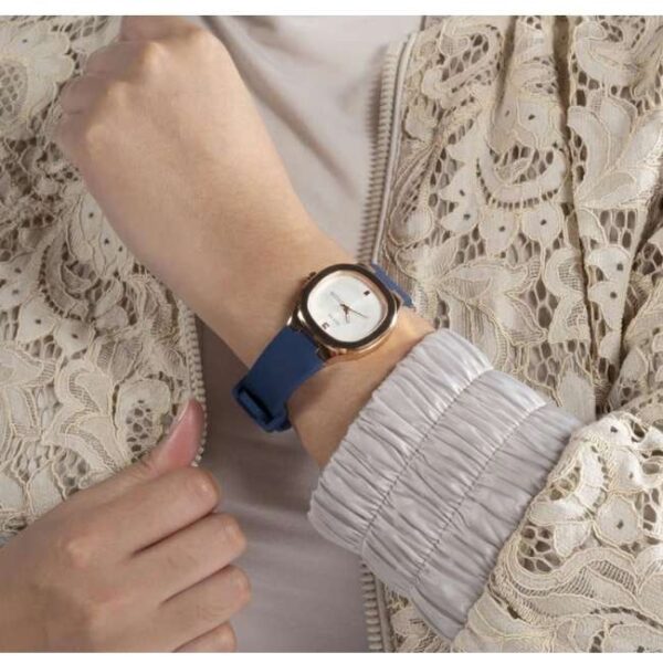 Guess Stainless Steel Blue Women Watch GW0658L3